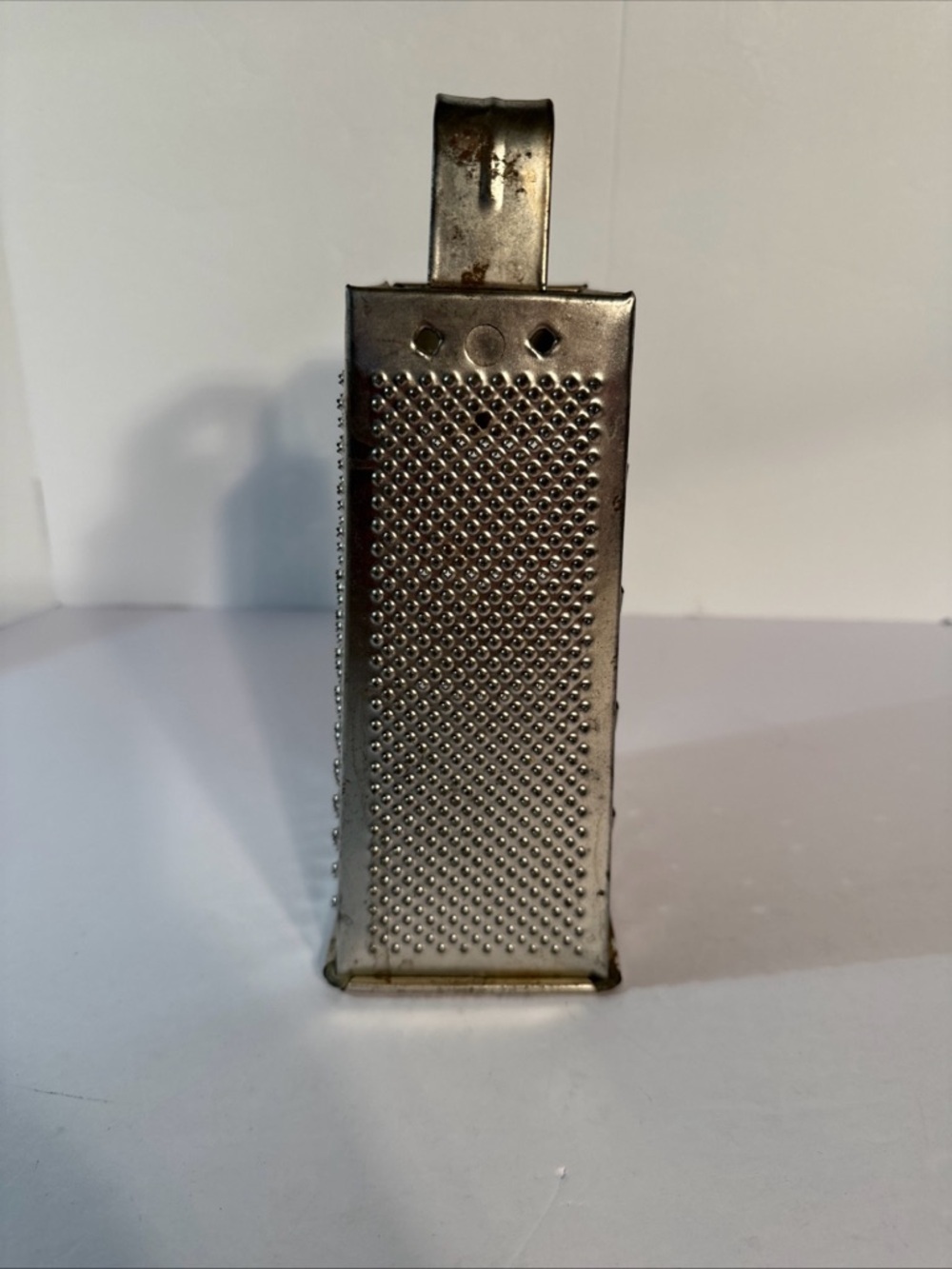Vintage Bromwell 119 Cheese Grater Box With Handle Farmhouse Decor Primitive USA - Picture 4 of 7